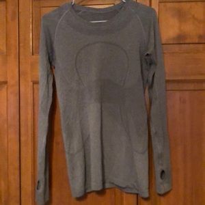 Lulu Lemon swiftly tech long sleeve